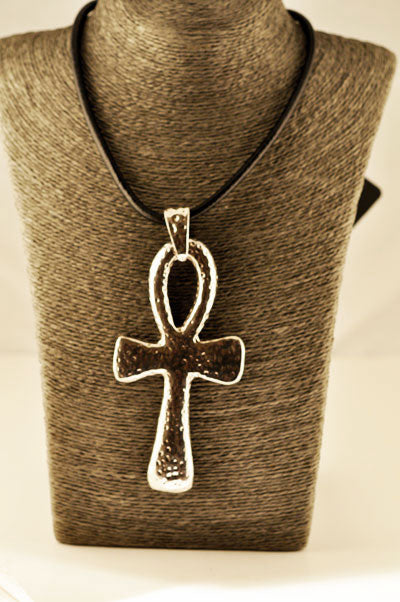 5288 - Necklace with silver-plated pendant