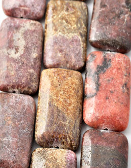 5787- Rhodonite 7x20x30mm