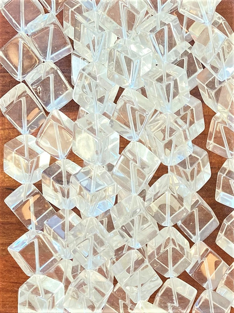6855 - Bjergkrystal 10x10mm