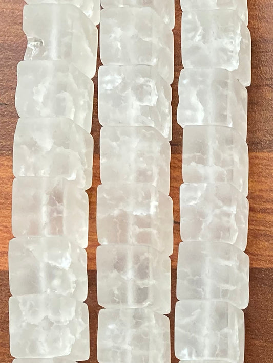 6894 - Bjergkrystal 12x12mm