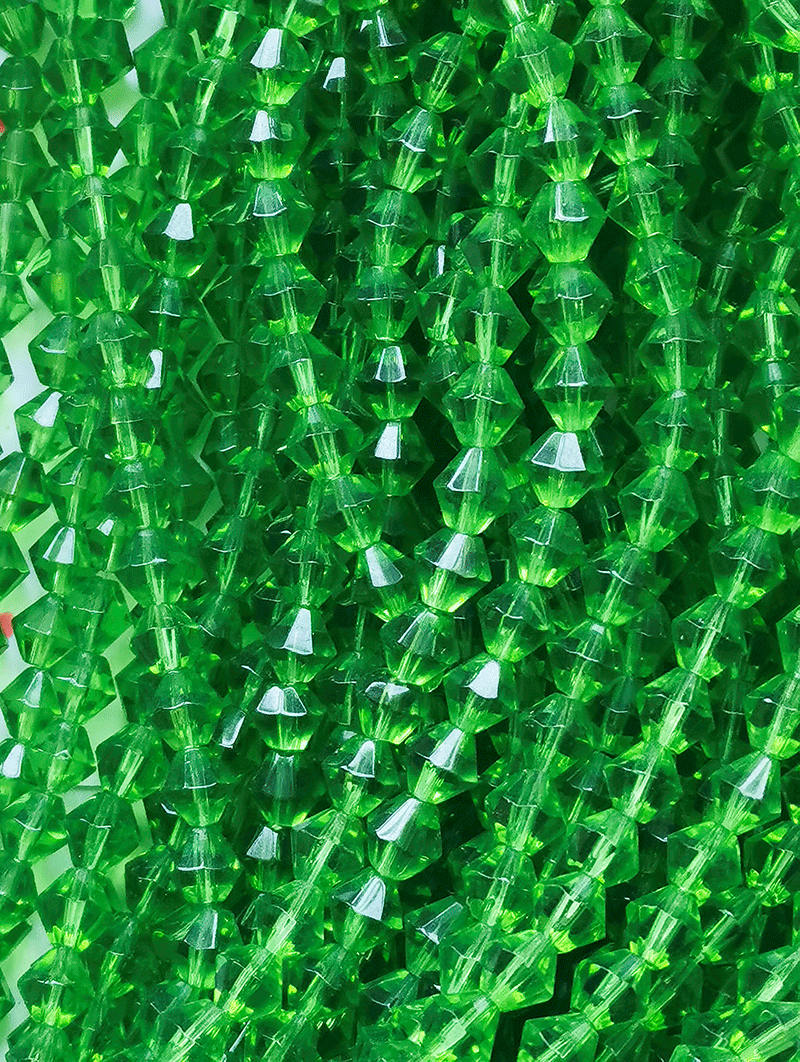 8007 – Grüne Glasperlenschnur 6 mm