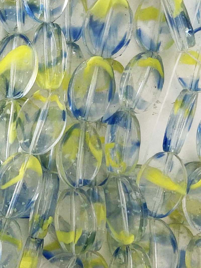 8068 - Glass string 16x11mm