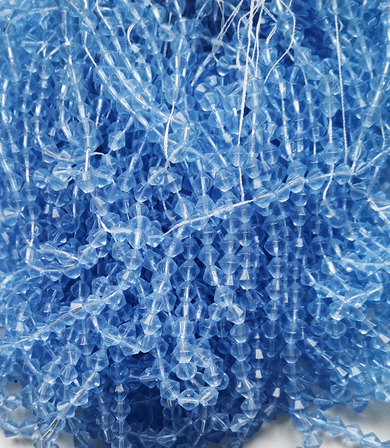 8146 - Blue Glass strand 6mm