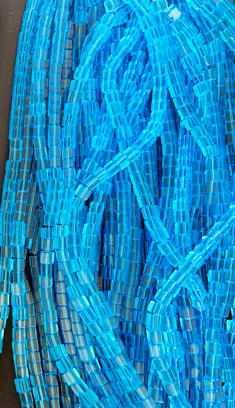 8181 – Blaue Glasperlenschnur 6x6mm