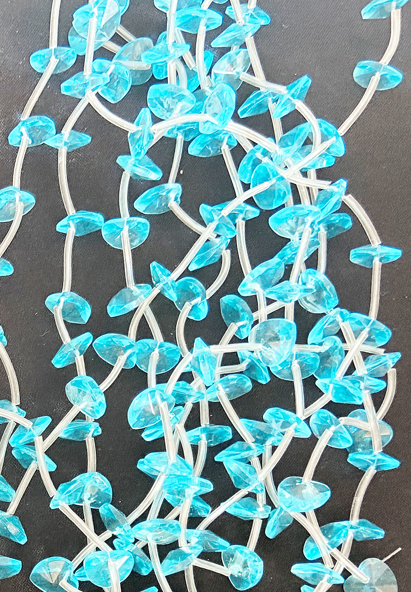 8190 - Blue Glass Strand 10mm