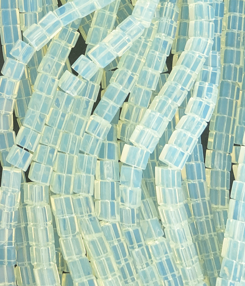 8229 - Hvid Glas streng 8mm