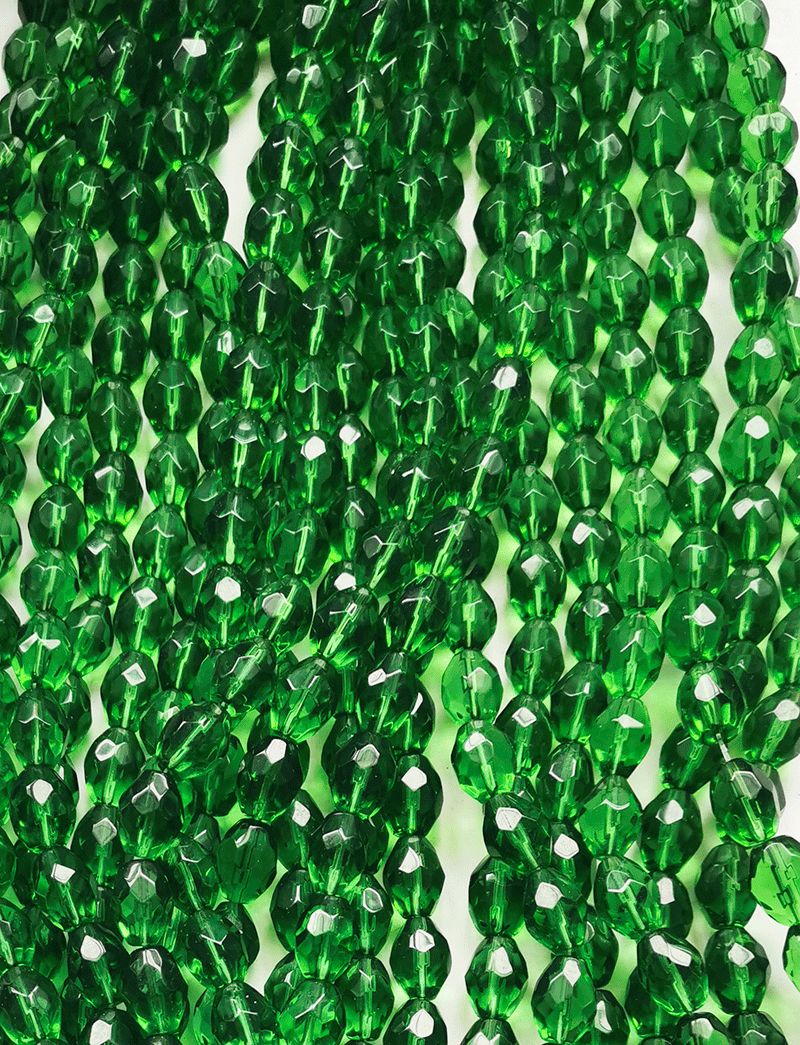 8231 - Grüner Glasstrang 13x10mm