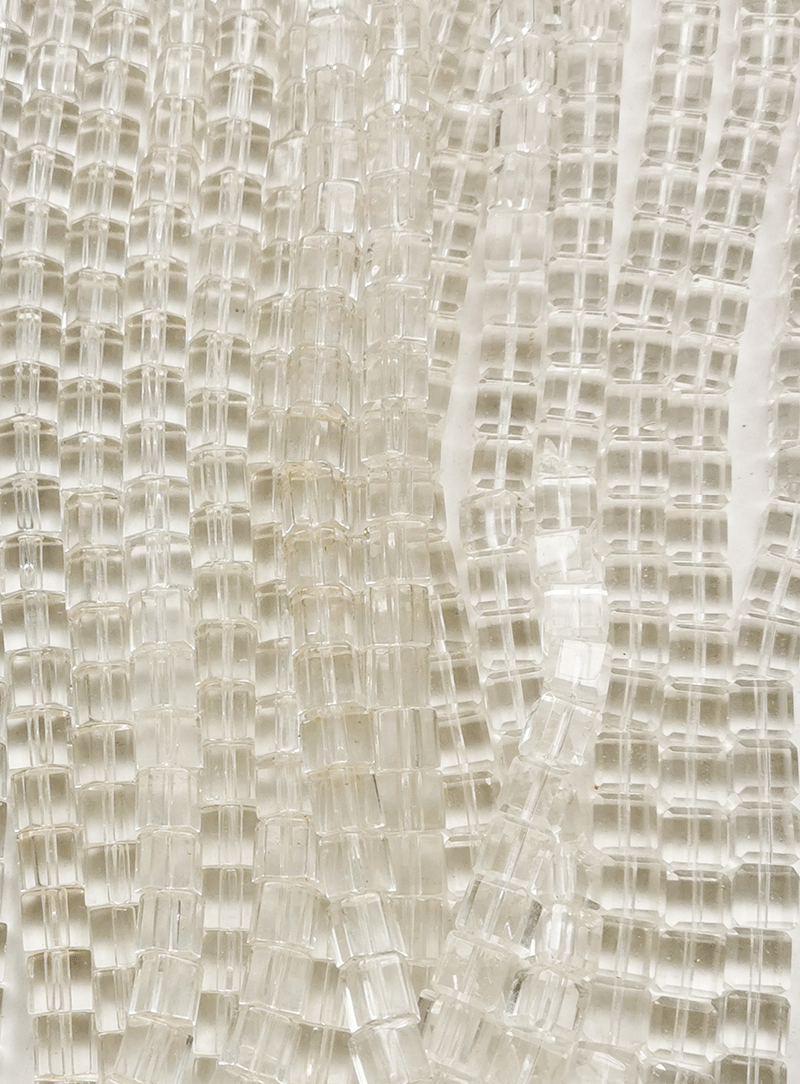 8238 - Glass string 8mm